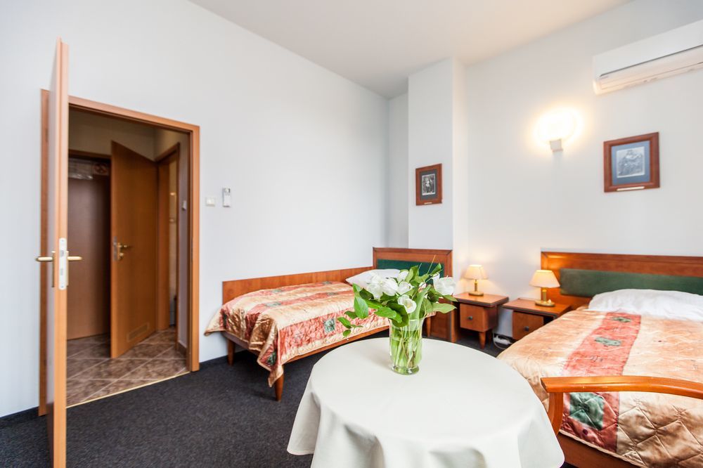 Hotel Rycerski Szczecin Exterior foto
